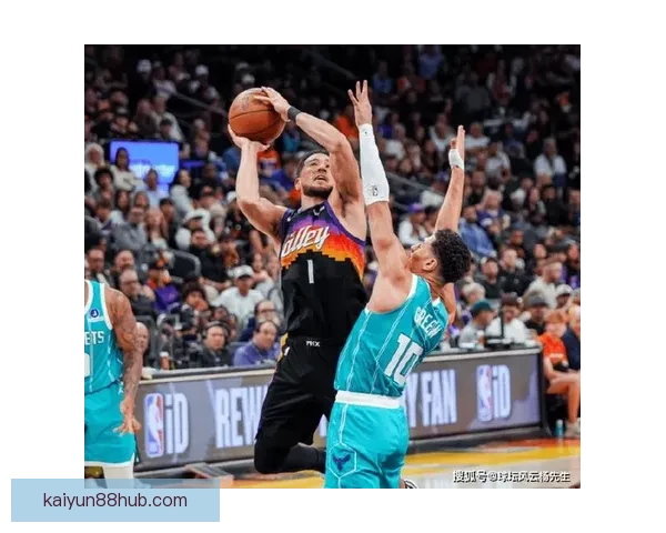 格林25+7布克22+6难救主太阳负黄蜂鲍尔双十克努佩尔创纪录